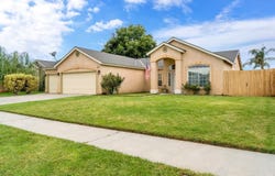 1001 Evergreen Ave, Lemoore, CA 93245
