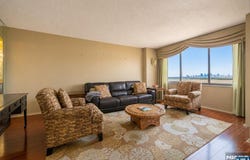 2006 Harmon Cove Tower, Secaucus, NJ 07094
