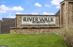 1333 HAWK HOLLOW Drive, CROFTON, MD 21114