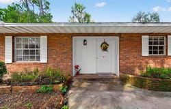 16529 ORANGE Avenue, UMATILLA, FL 32784