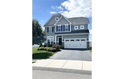 104 Riviera Dr, Ross Twp, PA 15229