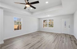 211 Moss Avenue, Hearne, TX 77859