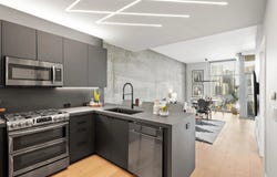 800 The Mark, San Diego, CA 92101