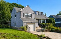 10 Columbia Place, Parlin, NJ 08859