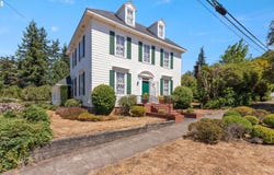 812 E 2ND St, Coquille, OR 97423