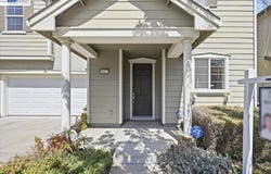9424 Dunbar Dr, Oakland, CA 94603