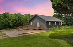 S5106 Elk Run Road, Viola, WI 54664