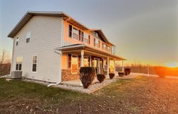 3924 Highway D, Ellington, MO 63638
