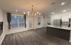 2415 Lightfoot Ln, Bryan, TX 77803