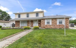 2601 Interlacken Road, Springfield, IL 62704