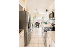 9708 WHITE BARN Way, RIVERVIEW, FL 33569