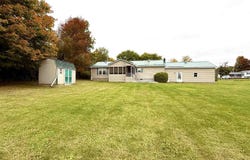 29 Bristol Rd, Gouverneur, NY 13642