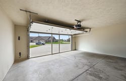 300 Prairie Bluff Dr., Sergeant Bluff, IA 51054
