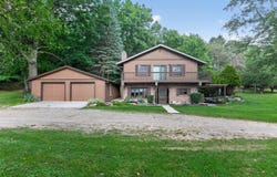 1611 S Williamston Road, Dansville, MI 48819