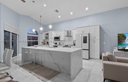 6952 NW 27th Ct, Margate, FL 33063