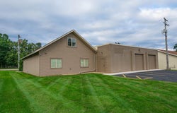 2869 W Dickman Road, Springfield, MI 49037
