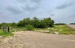 2911 N US Highway 83, Roma, TX 78584