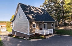 207 BELL CREEK DR, STAUNTON, VA 24401