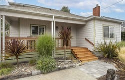 2396 S EDGEWOOD St, Seaside, OR 97138