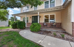 42 Ashling Court, Bloomington, IL 61704