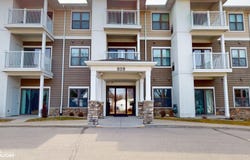 809 7th Ave N #211, Clear Lake, IA 50428