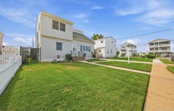 7 Polk Street, Freeport, NY 11520