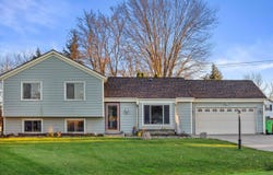 8005 Thistle Ct, Waterford, WI 53185
