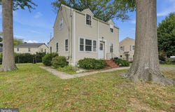 104 HARRON Avenue, HIGHTSTOWN, NJ 08520