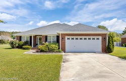 129 Hidden Pond Drive, New Bern, NC 28562