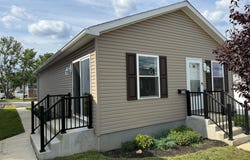 2329 E MACDADE Boulevard, FOLSOM, PA 19033