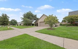 49316 Deerfield Park, Macomb Twp, MI 48044