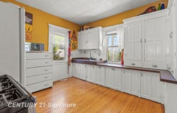 206 N Wenona Avenue, Bay City, MI 48706