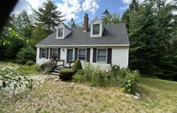 29 Folkestone Drive, Bar Harbor, ME 04609