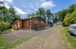 1150 SKYLINE Dr, Tillamook, OR 97141