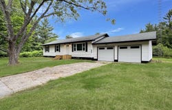 3403 E 34 Road, Cadillac, MI 49601