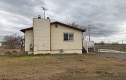 2932 S Arthur, American Falls, ID 83211