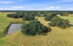 2561 Roitsch Rd, Schulenburg, TX 78956