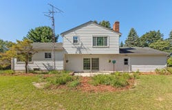 8580 Young Avenue NE, Rockford, MI 49341