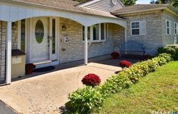 49 Green Manor Avenue, Windsor, CT 06095