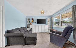 11917 Glenridge Drive, Maryland Heights, MO 63043