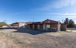 1220 W Hall Avenue, Las Cruces, NM 88005