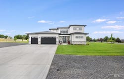 3826 Susan Cir, Kimberly, ID 83334