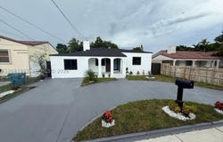 3151 NW 2nd St, Miami, FL 33125