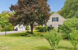 15 Dionne Circle, Brunswick, ME 04011
