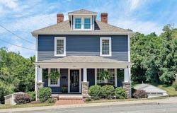 880 Washington Ave, Vinton, VA 24179
