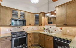 29 E 6th Street, Holland, MI 49423
