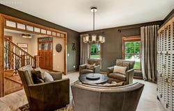 250 E Laurel Cir, Delafield, WI 53018