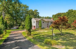 67 Old Dennett Road, Kittery, ME 03904