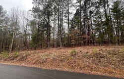 156 IRON HORSE Trl lot: 156, Parsons, TN 38363