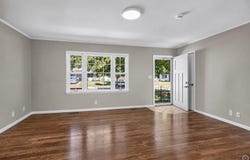 5501 SW 27th TER, Topeka, KS 66614